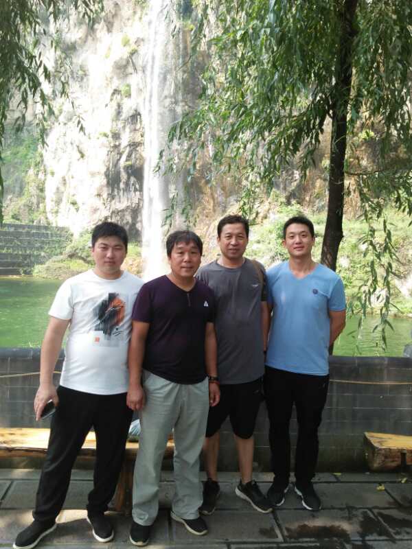 石家莊新航星洗滌設(shè)備公司的沕沕水風景區(qū)兩日游